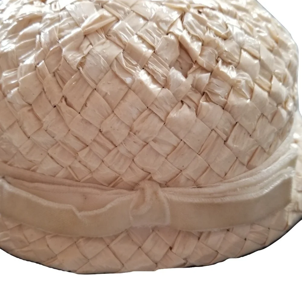 1930s Betty Co-Ed Vintage Straw Cloche Hat in Ivory - Picture 4 of 5